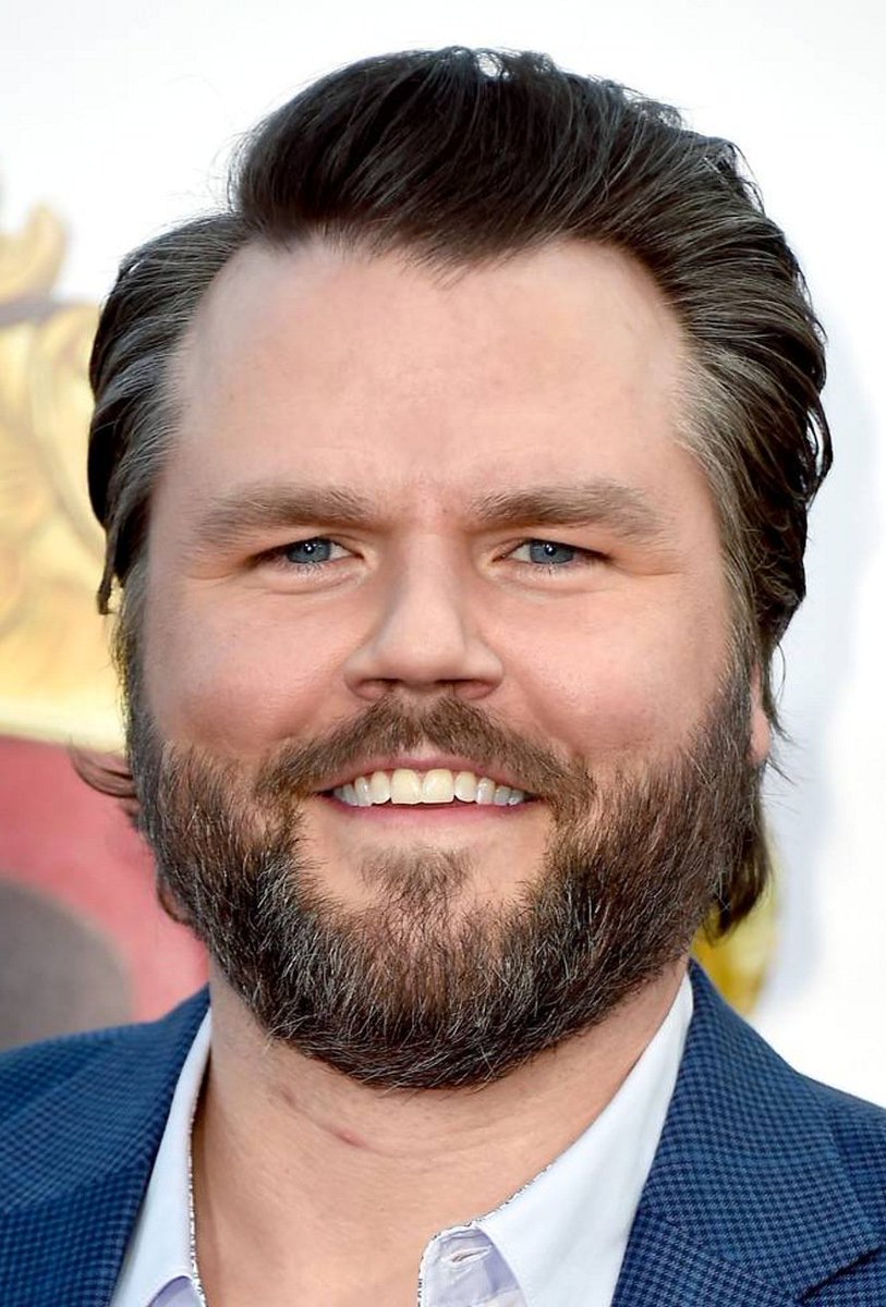 "J.D. Vance" is my least favorite Tyler Labine role.  Could someone cancel whatever show this is for so he can be free to make "Tucker and Dale vs. Evil 2"