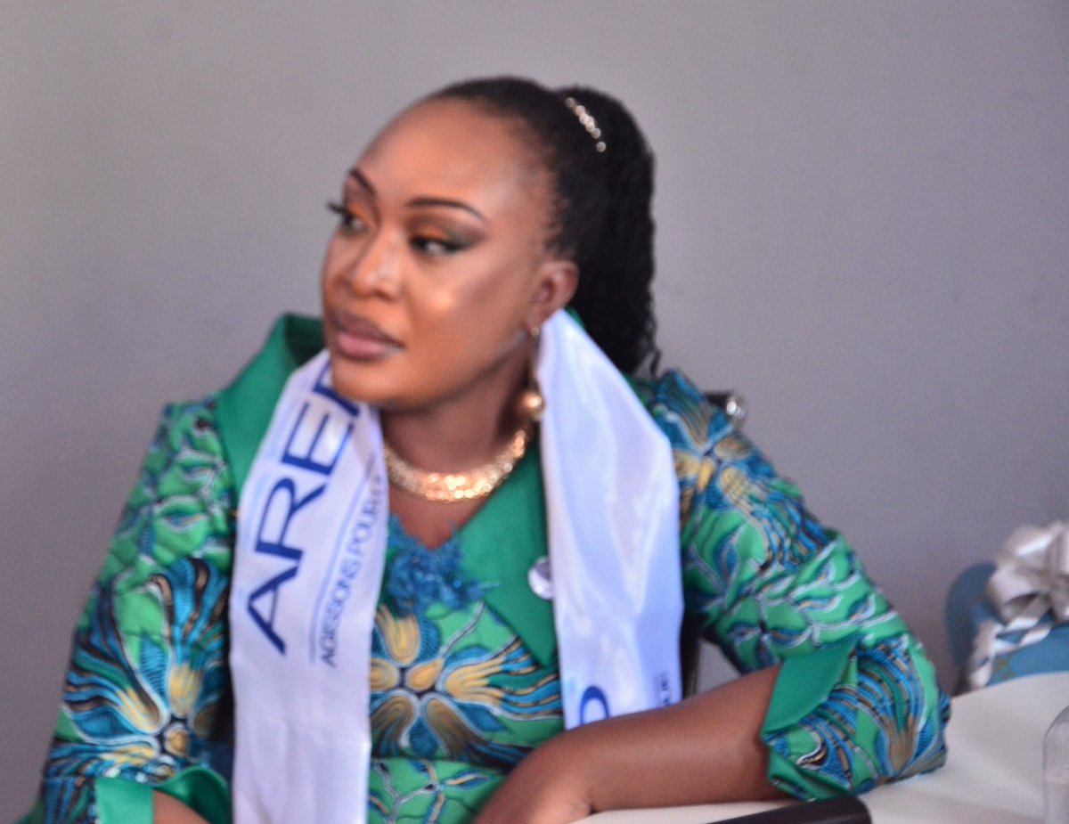 LongaMandela1's tweet photo. #AREP #Katanga : la députée Nat. et prov élue de #Kaniama dans le #Haut-#Lomami @Gracia #Yamba #Kazadi prend officiellement ses fonctions de coordonnatrice inter fédérale du parti dans l'espace Grd Katanga. Elle succède à #Abel #Diur #Yav. Tout s'est passé à l'shi. https://t.co/yqwhRe5Ifd