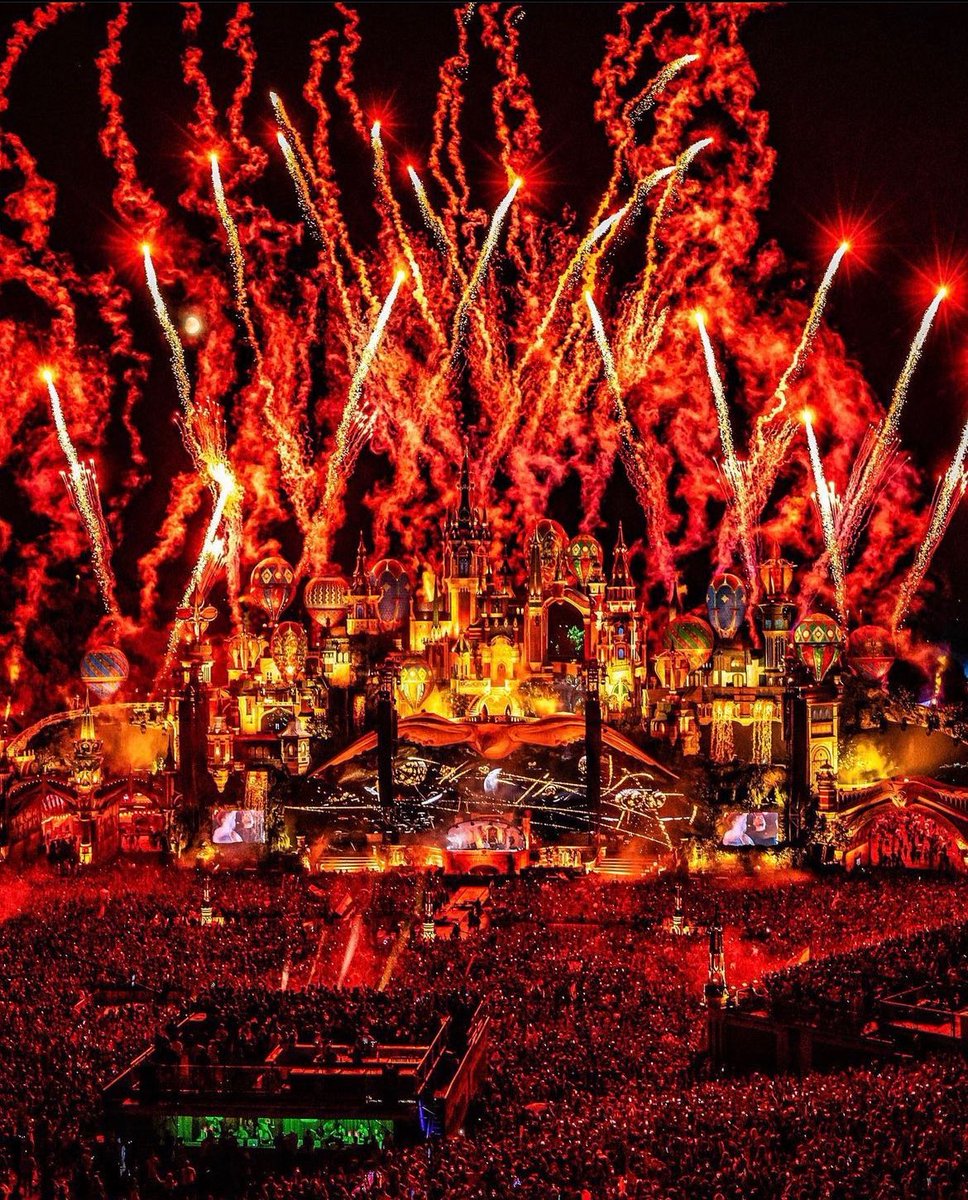 150 days until Tomorrowland ⏳

(📸 via <a href="/tomorrowland/">Tomorrowland</a>)