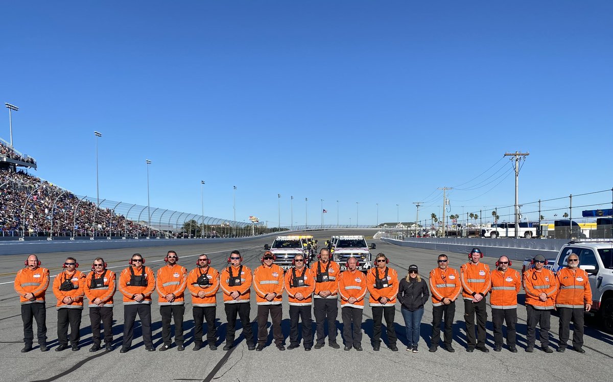 SteppsTowing's tweet photo. It’s race day y’all! #TeamSTEPPS Race Recovery is proud to be a part of the 66th running of the #Daytona500.🏁

#Daytona #DaytonaSpeedway #DaytonaSpeedweek #Wrecker #Towing #Transport #Racing #Drivers #RaceTeam #RaceRecovery #RaceResponder #RaceTrack #RecoveryResponse #Safety https://t.co/emujIOp7lB