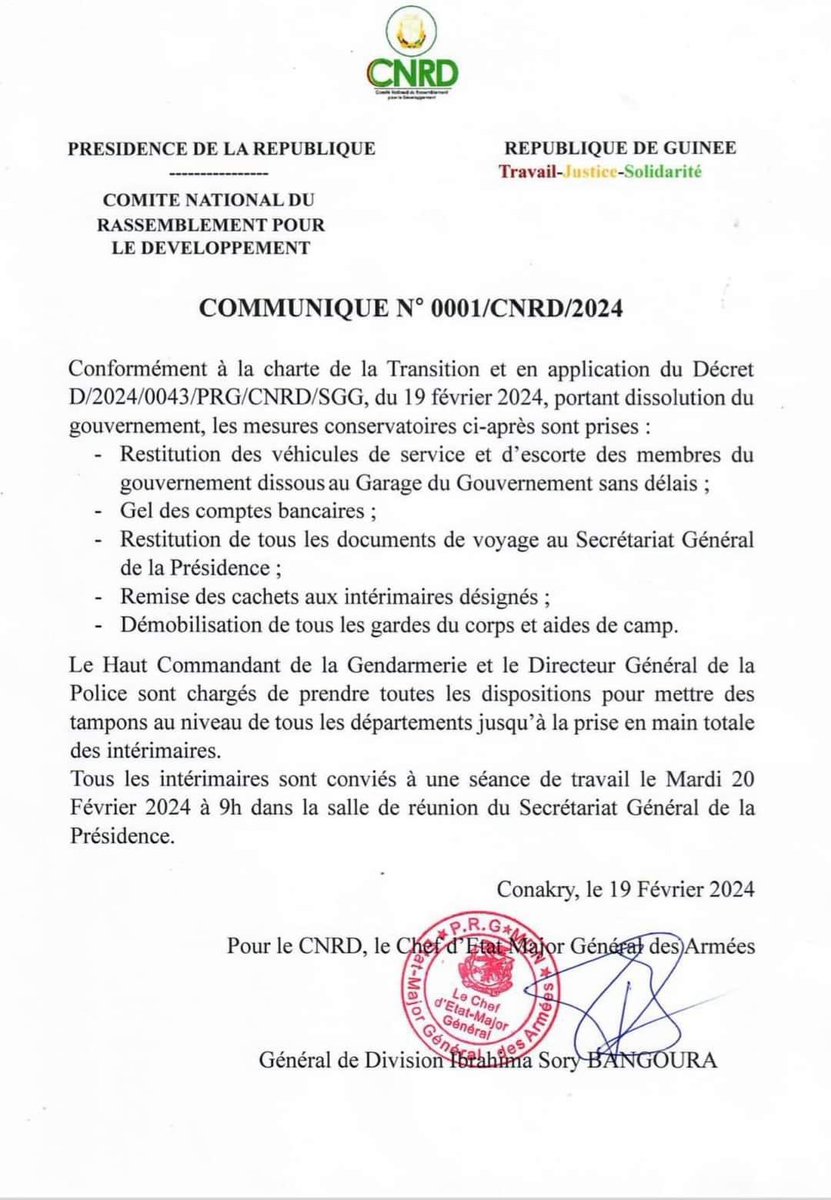 TvBestworld's tweet photo. 🚨GUINÉE 🇬🇳 : Le Général MAMADY DOUMBOUYA limoge l’ensemble de ses ministres..
❌ Gèle leurs comptes bancaires,
❌Confisque leurs passeports,
❌Retire leurs véhicules de fonction et leurs gardes du corps.
#guinee #generaldoumbouya https://t.co/8cLcbb8YwG