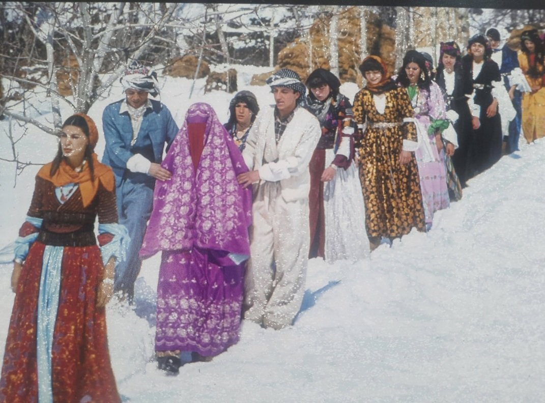 Yaşamın analizini doğru yapabilmek, gidilen yeri iyi tanıyabilmek, yaşayabilmek için #RehbersizTurOlmaz <a href="/tcbestepe/">T.C. Cumhurbaşkanlığı</a> <a href="/TCKulturTurizm/">T.C. Kültür ve Turizm Bakanlığı</a> <a href="/RTErdogan/">Recep Tayyip Erdoğan</a> <a href="/MehmetNuriErsoy/">Mehmet Nuri Ersoy</a> <a href="/HuseyinYayman/">Hüseyin Yayman🇹🇷</a> #Hakkari #gelenek #görenek #yaşam