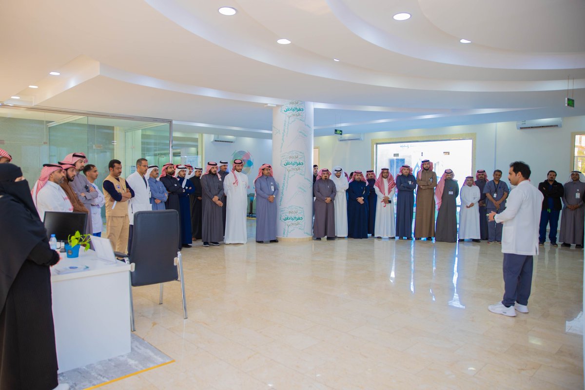 HBHCluster's tweet photo. تغطية| 📸
#تجمع_حفرالباطن_الصحي
يقيم اللقاء الثاني والثلاثون لـ #محور_التواصل لمنسوبي التجمع ،والذي يستضيف هذا الأسبوع الأخصائي : فهد بن زيد الحربي وذلك في بهو التجمع. https://t.co/9T69ALRENi