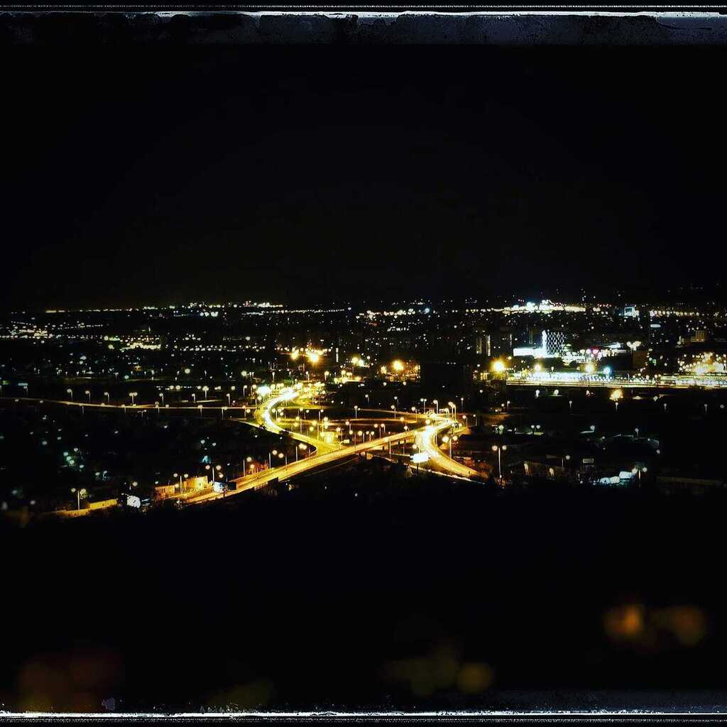 kosicednes's tweet image. Košice - mesto svetiel. 😍

📸 Robert Šovari

#kosicednes #kosice instagr.am/p/C3idDa8hYc8/