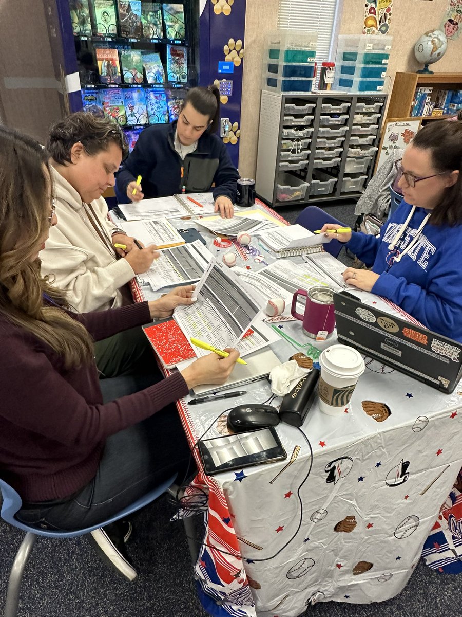 Lindsay Kent tweet media