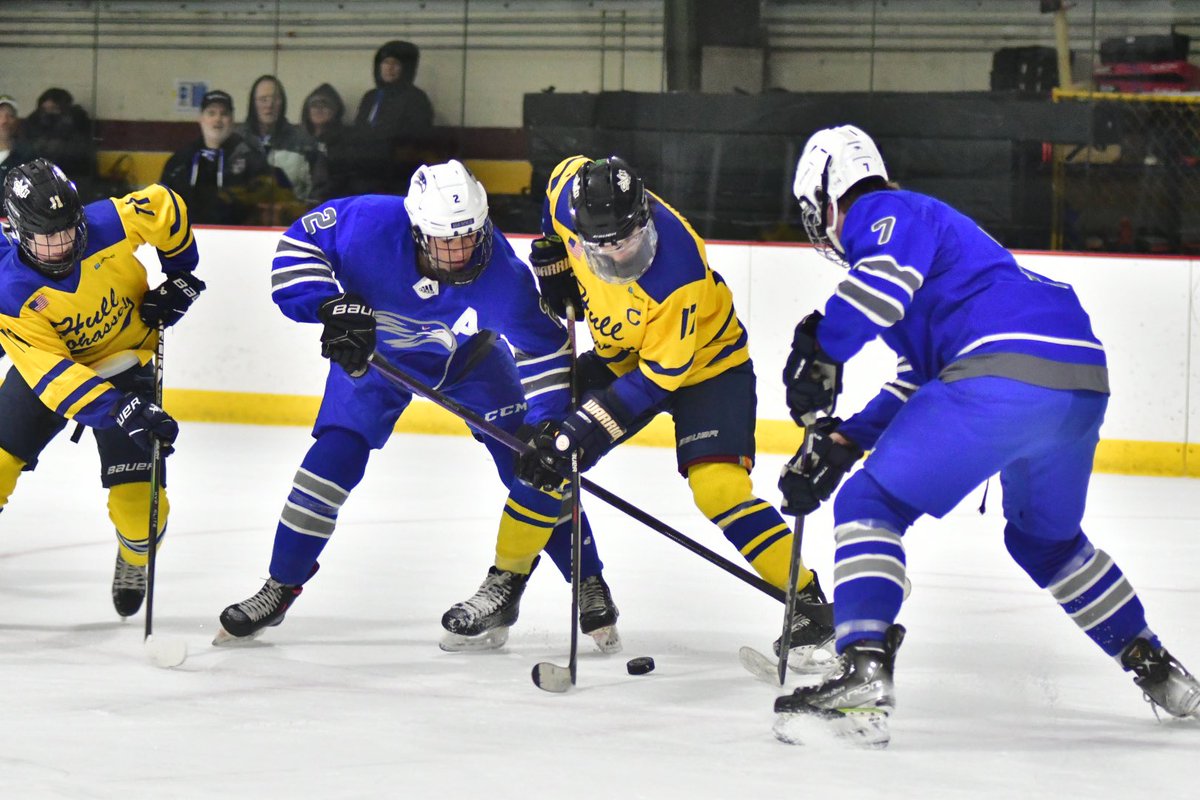 Great second period from @SkipsHockey Three goals to take a 5-0 lead over SE Regional. Goals from Stonehouse on a backhander, Casagrande blocking a shot and going all the way back and a PP goal from Mulcahy! @CohassetSports @CohassetTweet @MassHSHockey