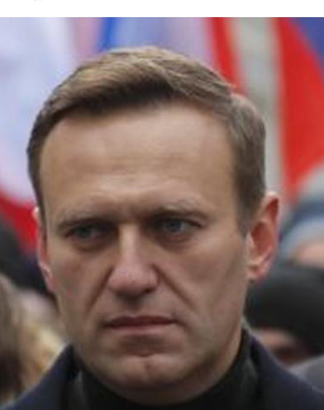simonettaxx's tweet photo. Cari tg …. @SkyTG24 @RaiNews @tg5med  cari politici #tajani @POTUS @ZelenskyyUa @navalny 
Chiedo per un amico …. Quale differenza c’è? https://t.co/x7gD4ViO7W