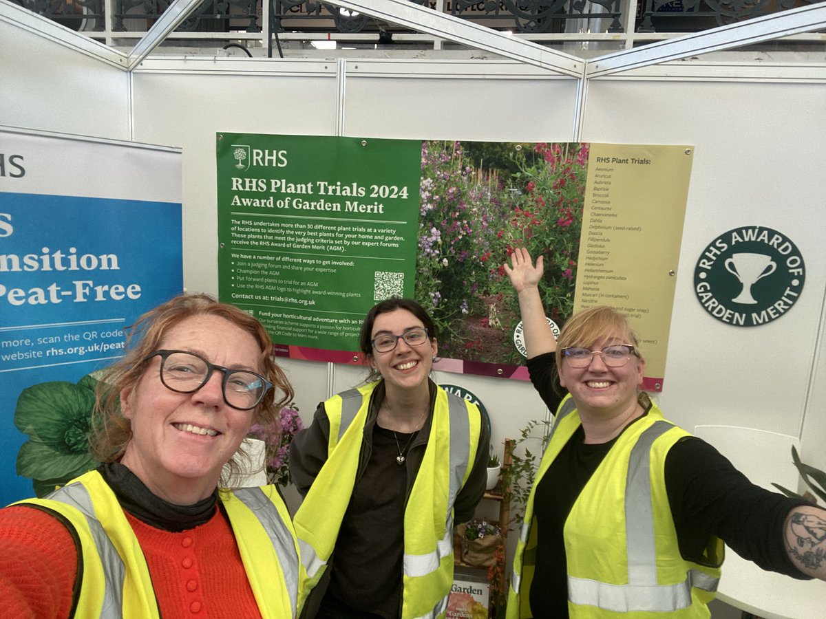 Fab day with a top team setting up for <a href="/HTAnews/">HTA News</a> Garden Press Event. Looking forward to talking <a href="/The_RHS/">The RHS</a> plant trials, #rhsbursaries and much more tomorrow