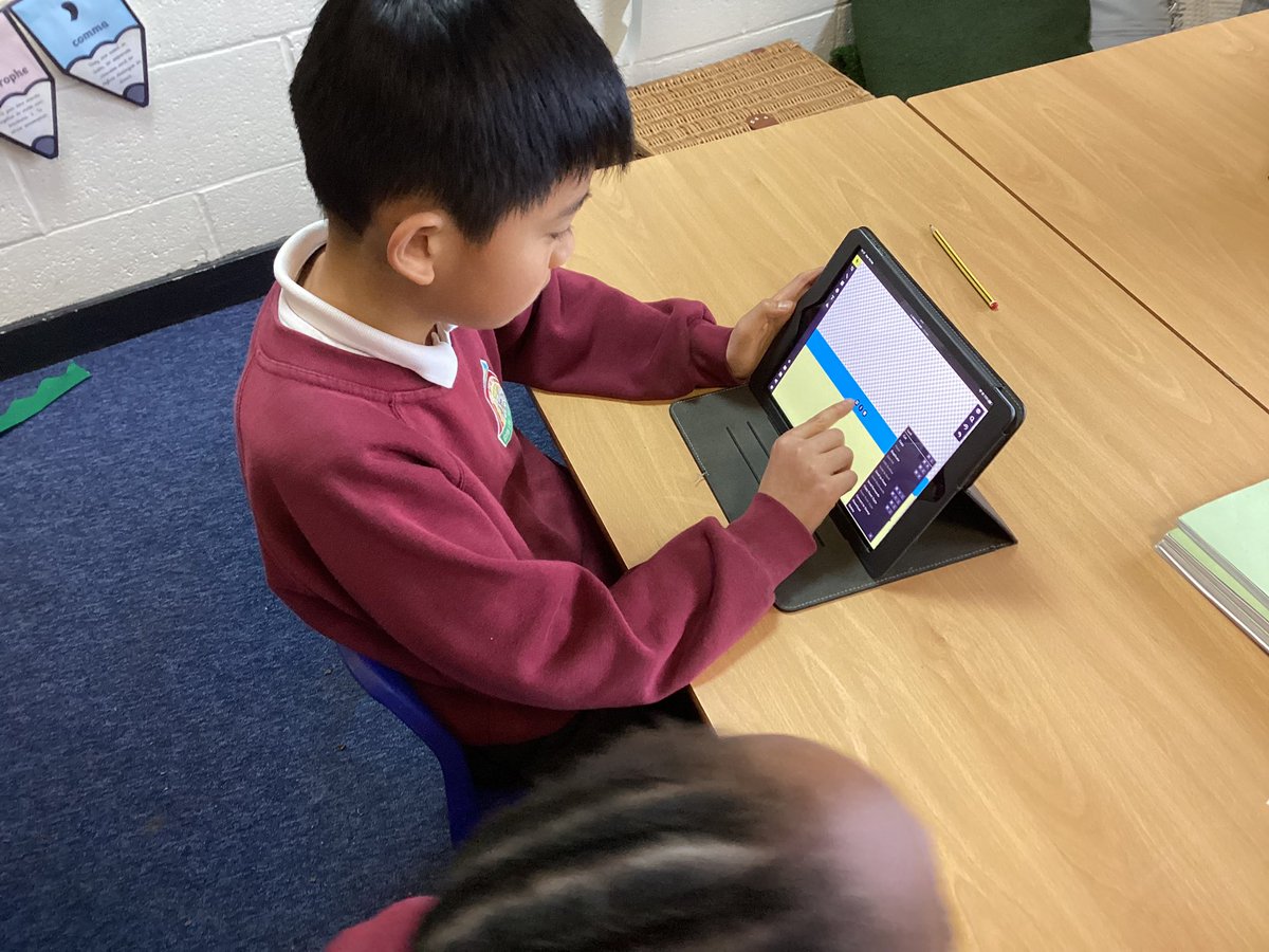 Miss Watkins (@misswatkinsmlp) on Twitter photo Today we learned what a vector graphic is. We used sketch.io software to create our very own vector images, using different 2D shapes. We changed the size, orientation and colour of shapes to help create our vector images. <a href="/computingMLP/">Computing at Mab Lane</a> <a href="/MrsGillardMLP/">MrsGillardMLP</a> Today we learned what a vector graphic is. We used sketch.io software to create our very own vector images, using different 2D shapes. We changed the size, orientation and colour of shapes to help create our vector images. <a href="/computingMLP/">Computing at Mab Lane</a> <a href="/MrsGillardMLP/">MrsGillardMLP</a>