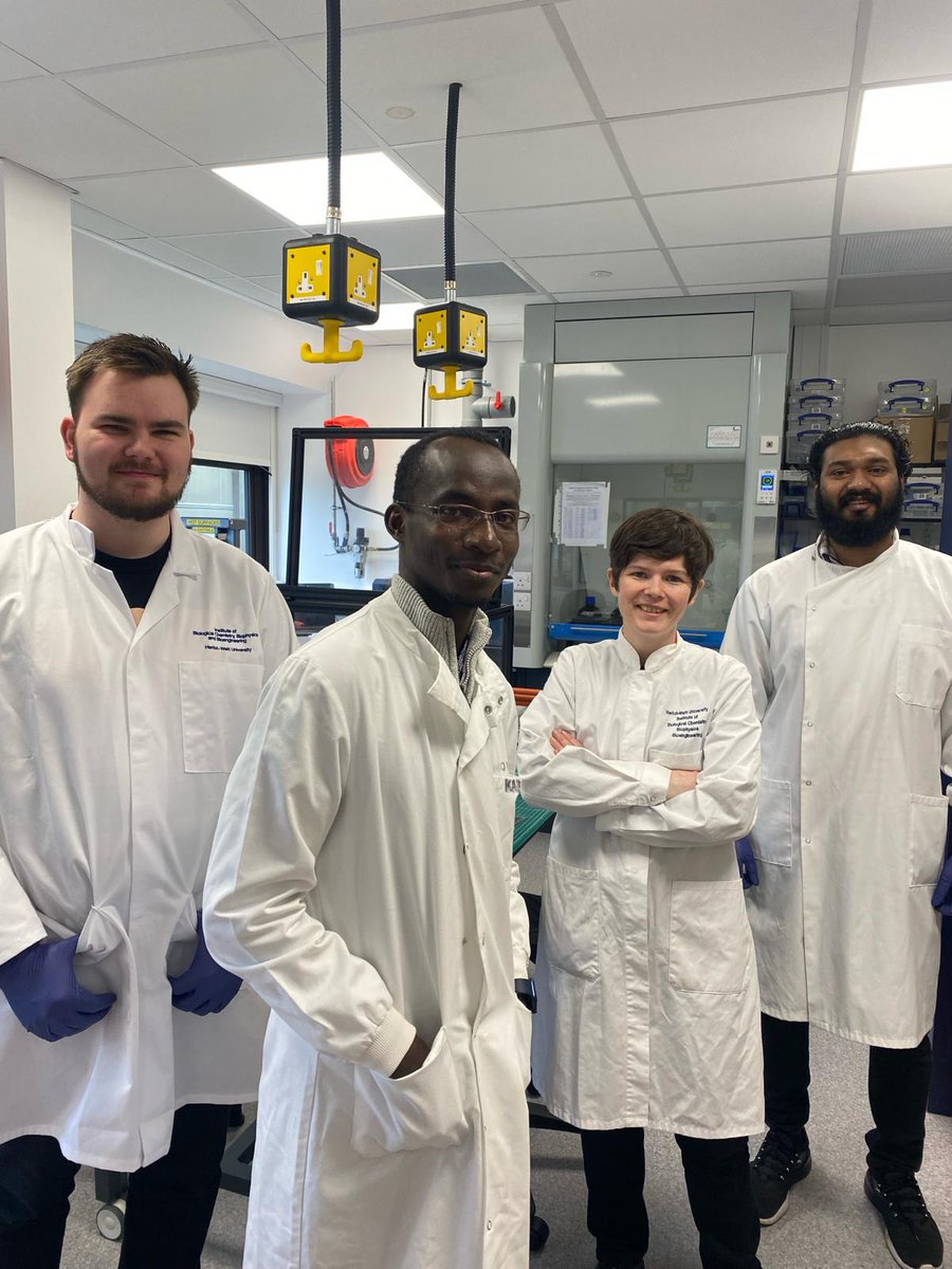 Today we had the great pleasure to host @tush_jv from @UofGlasgow @dididaHealth @unhro in the lab to discuss practical solutions for #pointofcare nucleic acid extraction!  
@GlobalFrugalDx