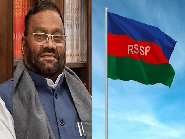 iamguruvendra's tweet image. स्वामी प्रसाद मौर्य जी ने एक नई पार्टी का गठन किया है जिसका नाम राष्ट्रीय शोषित समाज पार्टी (RSSP) है।
आप बताओ इन्होने नई पार्टी का गठन करके अच्छा किया क्या? अपनी राय ज़रूर दे।
#SwamiPrasadMaurya #RSSP #newpoliticalparty #राष्ट्रीय_शोषित_समाज_पार्टी