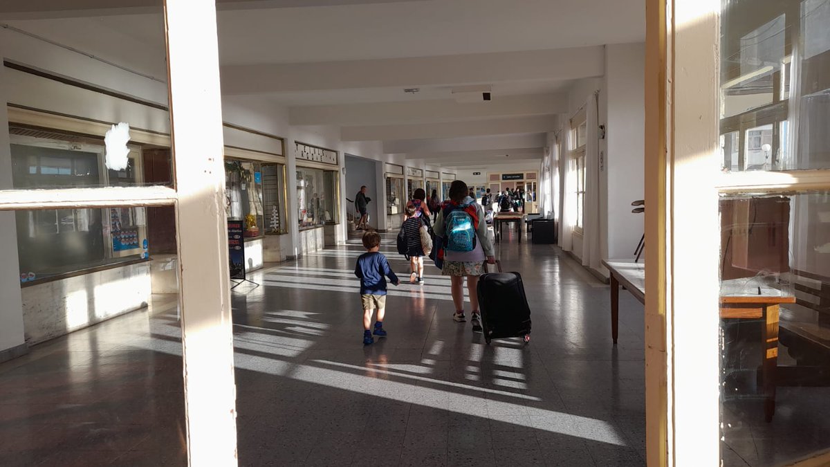 ayvupora's tweet photo. que no hay duda que él considera que debe ser usada por unos pocos.
Yo les voy a mostrar cómo es Chapadmalal por dentro: https://t.co/fFb4UDn1y3