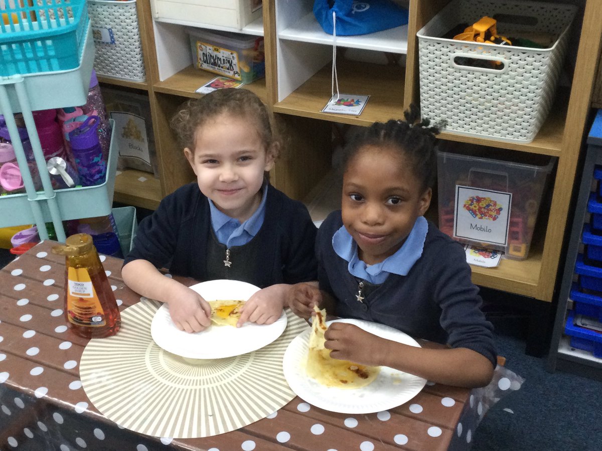 We may have been off school for #ShroveTuesday but that didn’t stop us making pancakes in school today! 🥞
