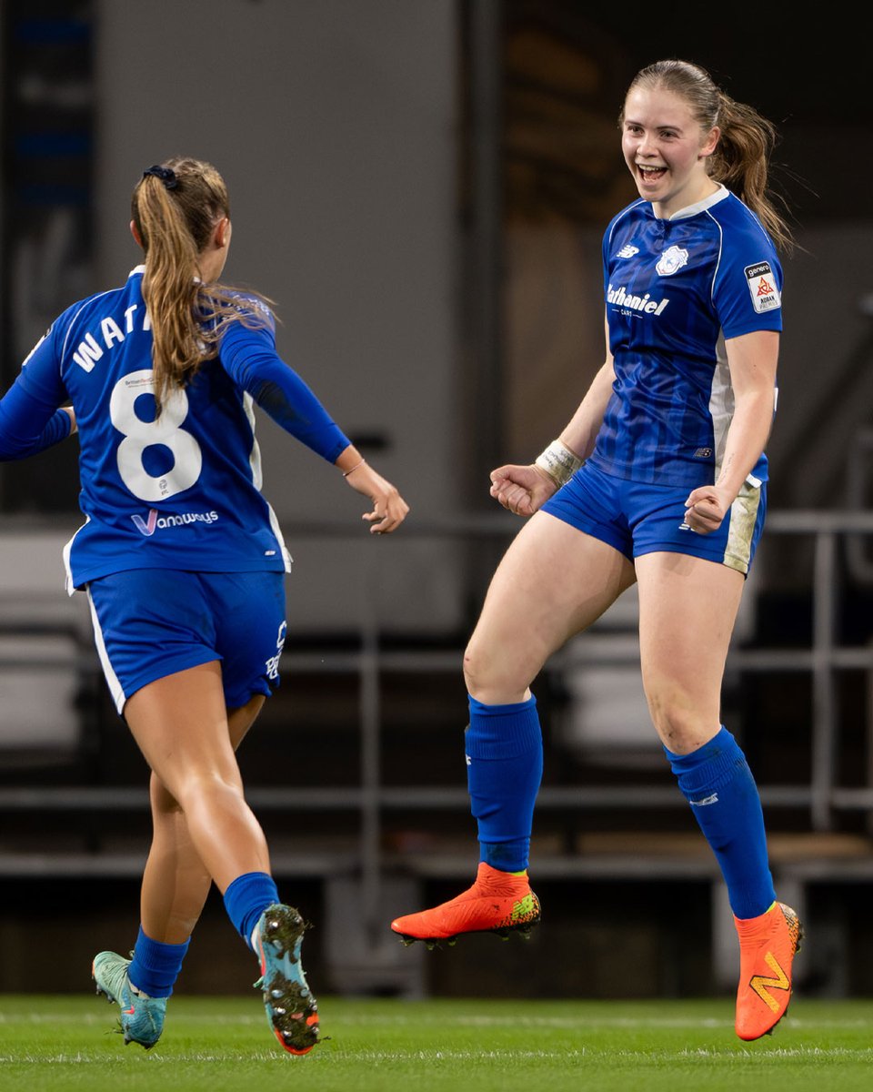 🗣️ 'A massive thank you to everyone who voted, I really appreciate it. It's a great feeling knowing that the fans are behind us all.' Back-to-back Player of the Month awards for @CollieEliza! 💙 #CityAsOne