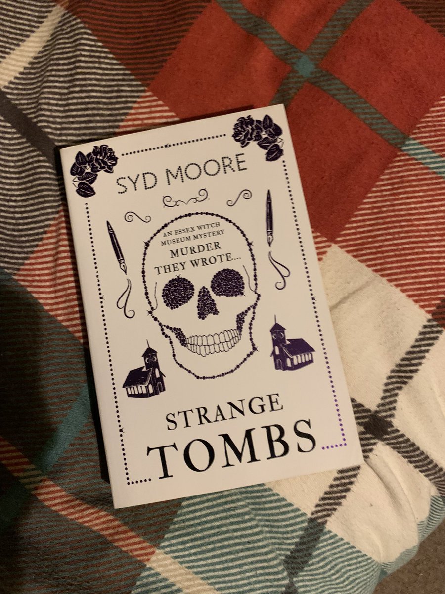 shepster1974's tweet photo. Time for a fourth visit to @SydMoore1 Essex Witch Museum to see what the latest goings on are #faveauthors #greatreads #books #booklovers #Essexwitchmuseum #book4 https://t.co/9rZNFyS1ye