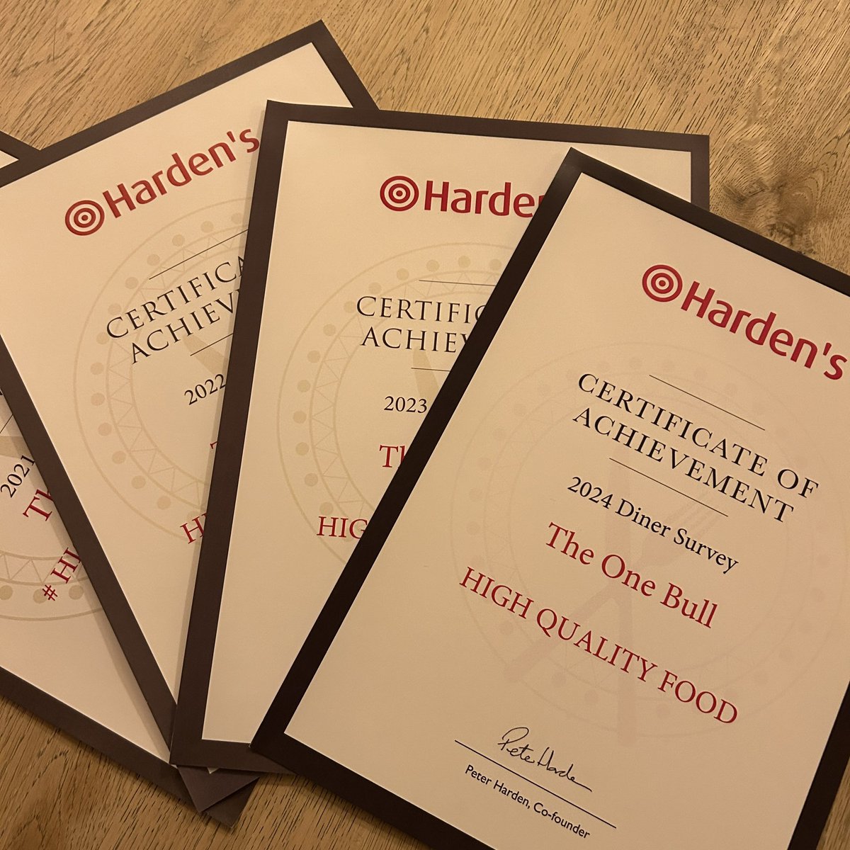 theonebullbury's tweet image. Thank You @hardensbites for another certificate for High Quality Food!!

Also, a huge well done to all the team for improving our service rating from 3/5 to 4/5!!
