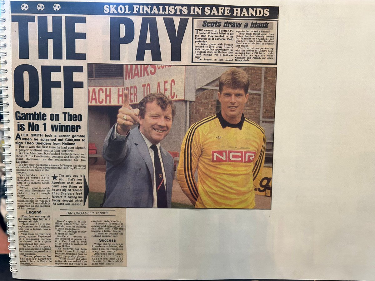 Staantribune (@staantribune) on Twitter photo Voormalig #FCTwente-keeper Theo Snelders (60) groeide tussen 1988 en 1996 uit tot een publiekslieveling bij <a href="/AberdeenFC/">Aberdeen FC</a>. "Op de eerste training legde aanvoerder Willie Miller al uit wat van mij verwacht werd: ‘Theo, just stay on your fucking line’, haha. Het doel is voor jou, het Voormalig #FCTwente-keeper Theo Snelders (60) groeide tussen 1988 en 1996 uit tot een publiekslieveling bij <a href="/AberdeenFC/">Aberdeen FC</a>. "Op de eerste training legde aanvoerder Willie Miller al uit wat van mij verwacht werd: ‘Theo, just stay on your fucking line’, haha. Het doel is voor jou, het