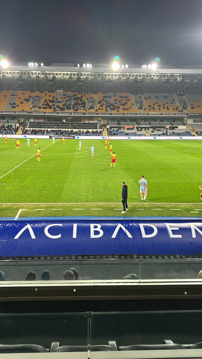 Çağdaşın kocası BURAK YILMAZ !