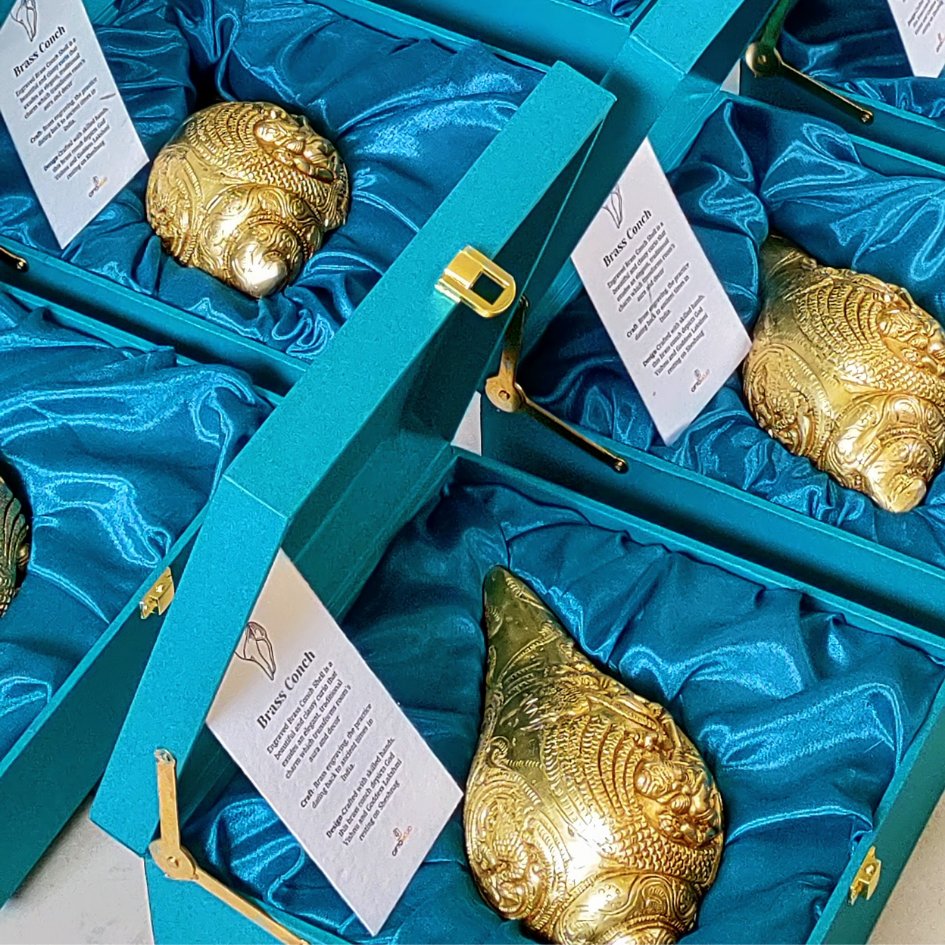 giftomojo's tweet photo. Adult Return Gift Hampers By Giftomojo. 📞 Order now for delivery in India. Perfect for special occasions
https://t.co/k91NvJB4SD
https://t.co/rmEpbjS3L9  💖
#Giftomojo #PremiumGifts #GiftHampers #CorporateGift #returngift #BirthdayGift #WeddingGift #Delhi #Gurugram #India🌟🎉 https://t.co/6TojL1ca4f