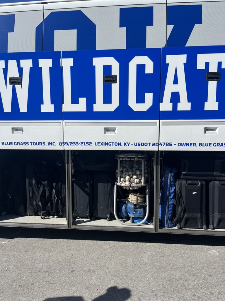 UKbaseball_MGRs's tweet photo. We had a quick turnaround this morning. Unloaded the bus last night at 12 and have repacked and sent Jackie off to Texas. 

@UKBaseball #propackers https://t.co/EfWAmnWGcI