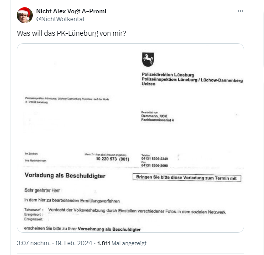 AgainstHate2024's tweet photo. Fake oder echt? Bei #Hatern und #Siffern so eine Sache. Wenn echt, dann 👍.
Wenn Fake, dann mutmaßlich Doxxing, da man Namen und Telefonnummer des Beamten nicht schwärzte.
Werde das Schreiben, bzw, Screens des Tweets einfach diesem Beamten/der Polizeiwache, zukommen lassen. https://t.co/sPNkjLoDBx