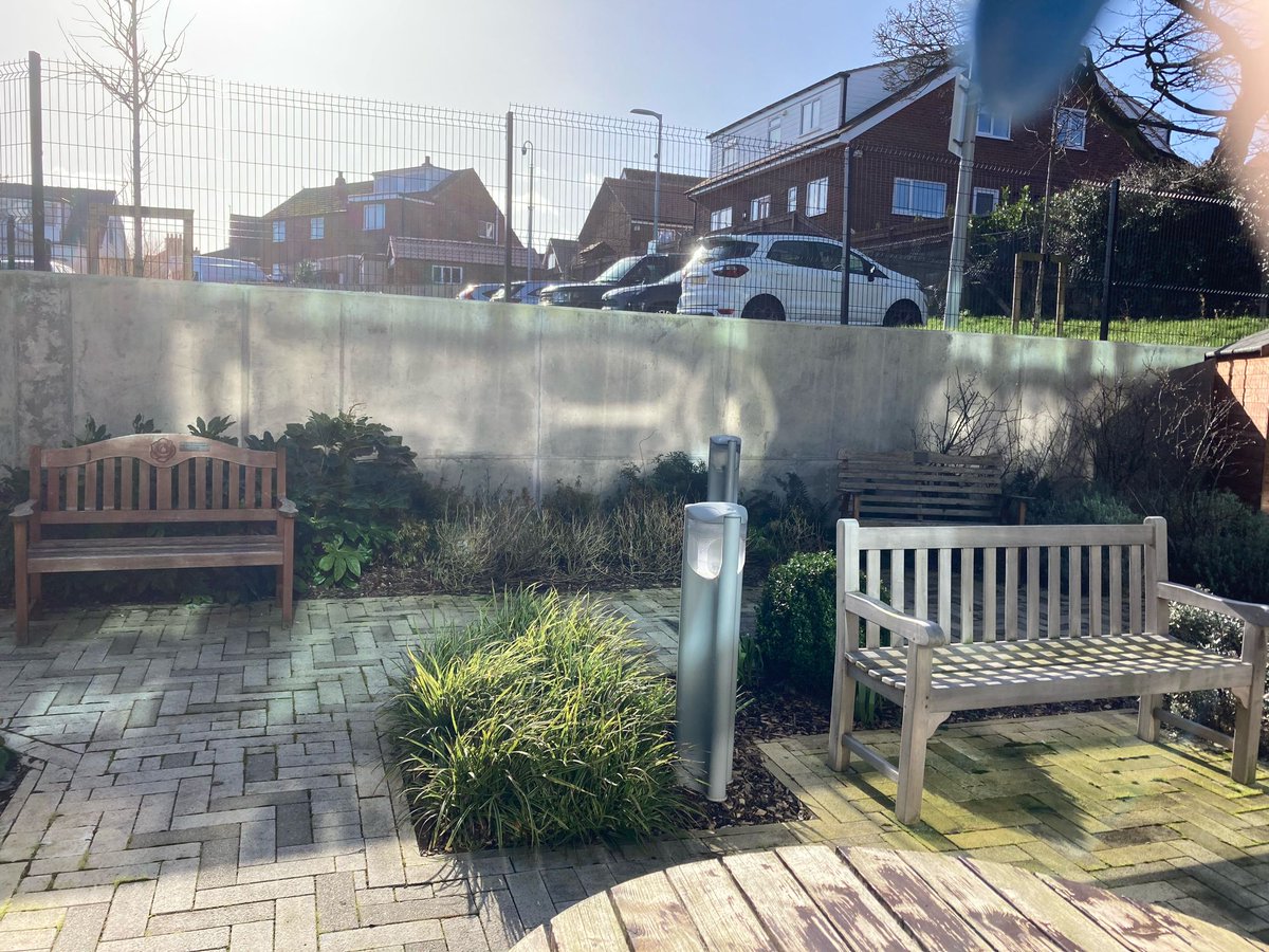 Monday road trip for Health Stars today. Can you guess where we went? 

Site meeting to discuss the memorial bricks 🧱 installation in the dementia garden at the hospital 🏥

#fundraising