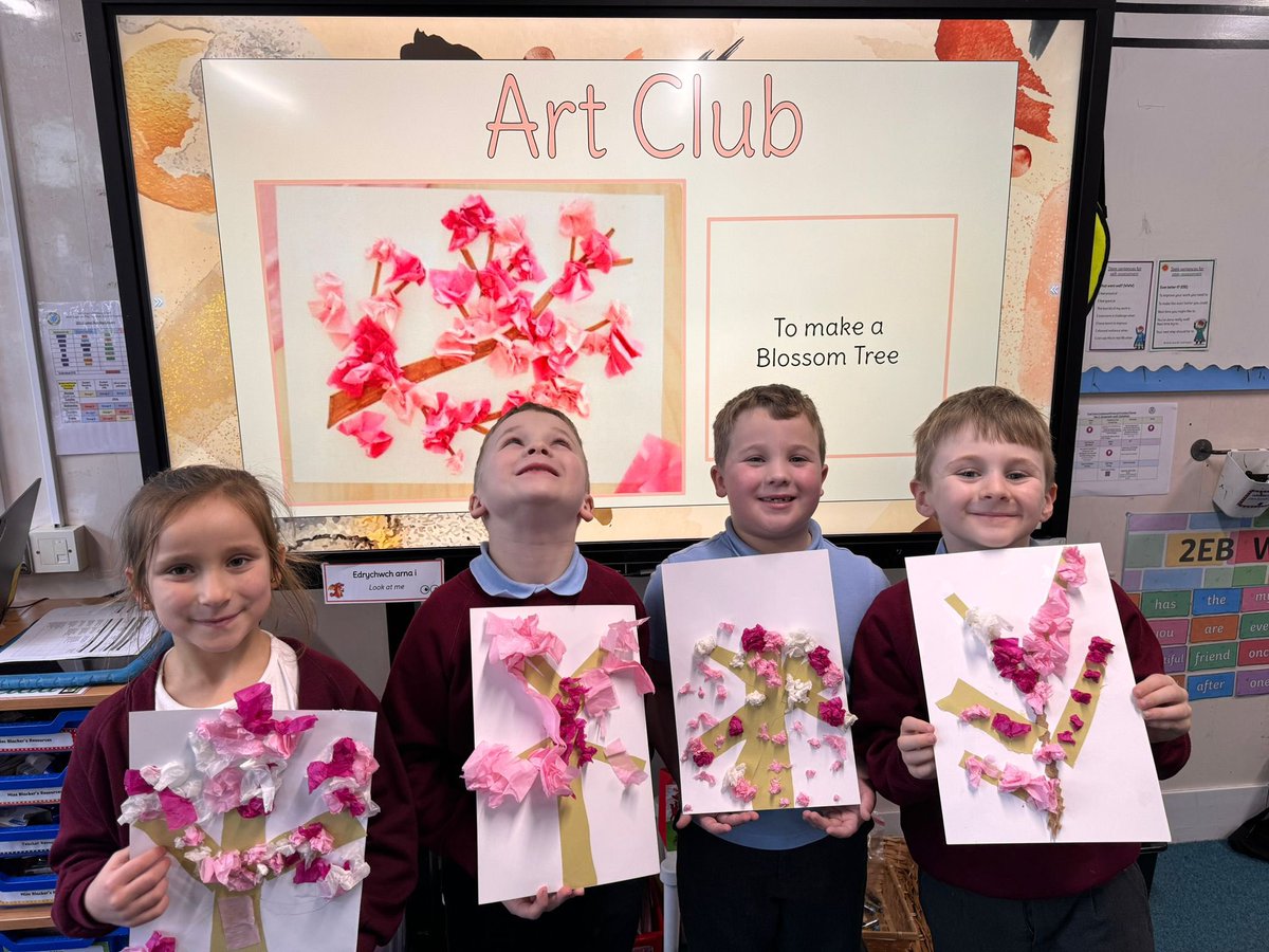 whitchurchprm's tweet image. Some of Art Club’s beautiful blossom tree creations. #WPSExpressiveArts 🌸