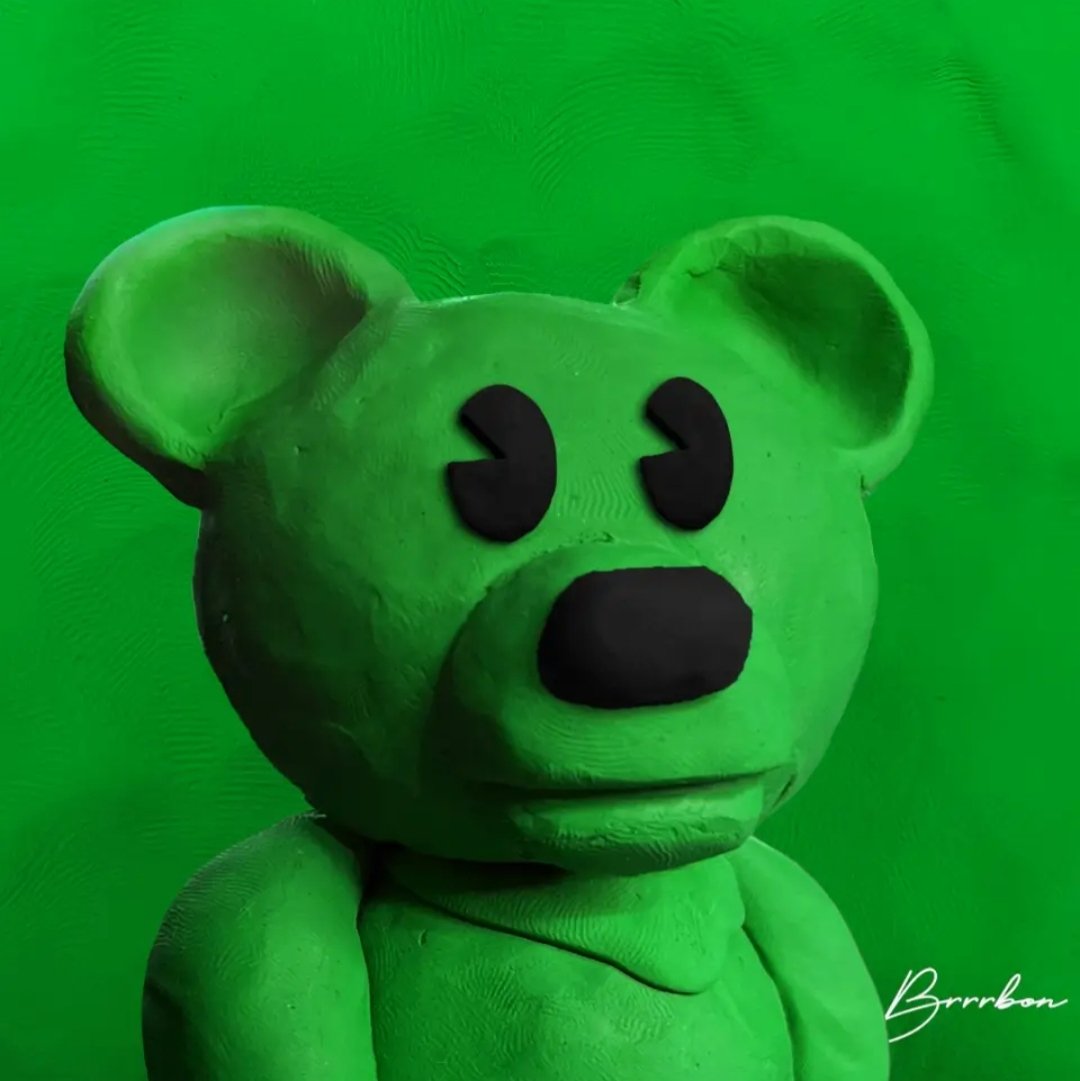 ijustkeepitp's tweet photo. Breaking News! An all-green bear has been spotted in the wild! Is it a new species or just a bear with a passion?
@ClayCollective_ 🐻💚 #GreenBear #Wildlife #BTC https://t.co/QSjo3sMbSa