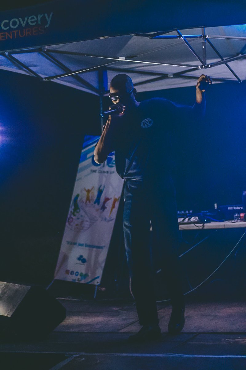 _theclimbup's tweet photo. At Mohlakanyo Homecoming di bowa blind... Come through next time..💙🧗🏽🍊🔥😁💃🏾🕺🏾🤴🏾👸🏾🎤🎶🎵🇿🇦

#MHC23🍊 🔥💙🧗🏽

#theclimbuparthub #mohlakanyo #MHC23 #highlights #photography #collaboration #events #hiphopculture #hiphopmusic #limpopoevents #sekhukhune https://t.co/sFlWLWurzU