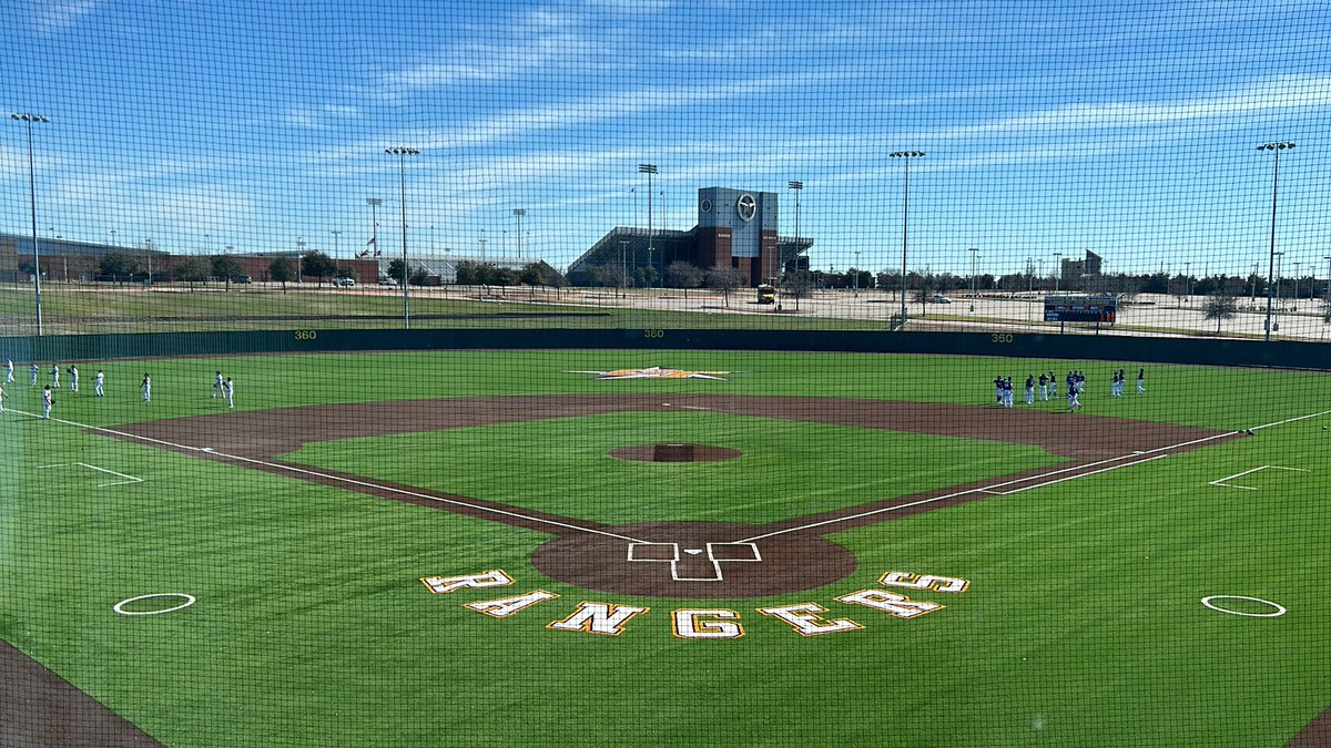 Happy Presidents’ Day. 🇺🇸 Great day for baseball. ⚾️ #rangerball #rangersride

@ChisholmTrailHS