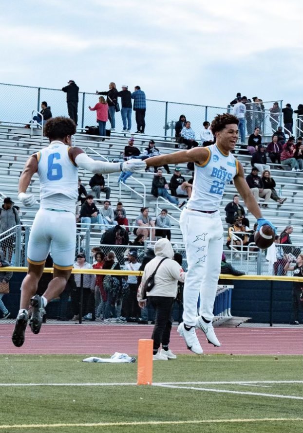 When the ball is in the air, it’s mine. @TheShowdown7s @Trillion_Boys @SSchraderOn3 @boscofootball