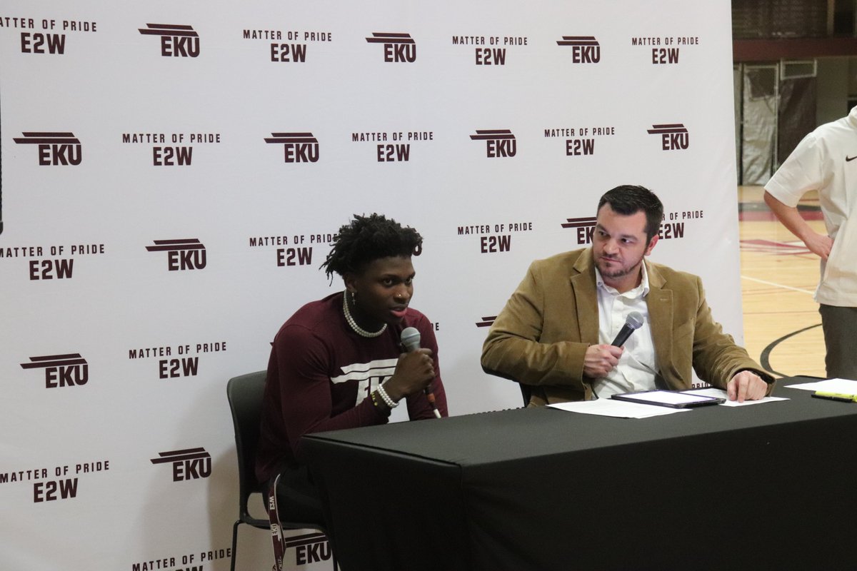 SportsEP's tweet image. A new group of football transfers were welcomed to EKU’s campus for a signing event in the Baptist Health Arena Hospitality Center on Wed., Feb. 7. Athletes and coaches spoke about the future of the program and incoming players. 

Read more on our site, link in bio.