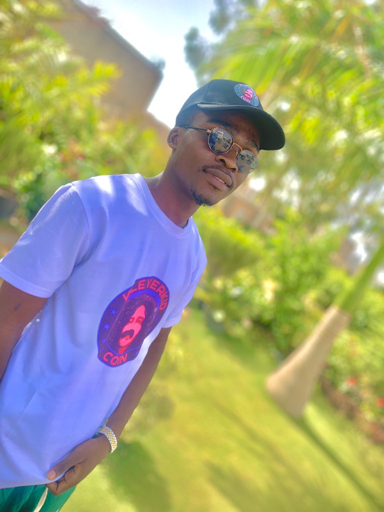 Gebie_1's tweet photo. I’m a #Kidder
I rep $KID in Nigeria 🇳🇬
A new memcoin on #Kleverchain with a high potential to skyrocket 🚀
1 $KID is equal to 4 $KLV
#Dyor
$KID to the moon 🚀
@kleverkid_coin
#Klever #Kleverchain #KID $KID #1000xgem #Bullrun2024 https://t.co/dtTlv57Tgv