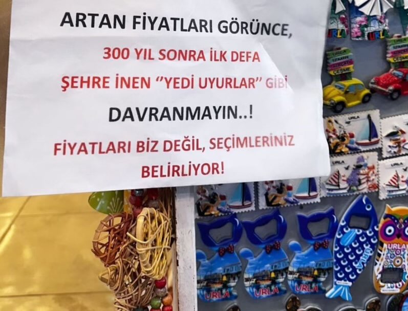 #çağatlamak  diye buna denir
Ülkede çağ ağlattılar
Yine yaranamadılar
Konu hep aynı
Ya #seçim Ya #geçim 
Artık bizim başka konuları konuşup tartışıp bir düzen ihdas etmemiz lazım
