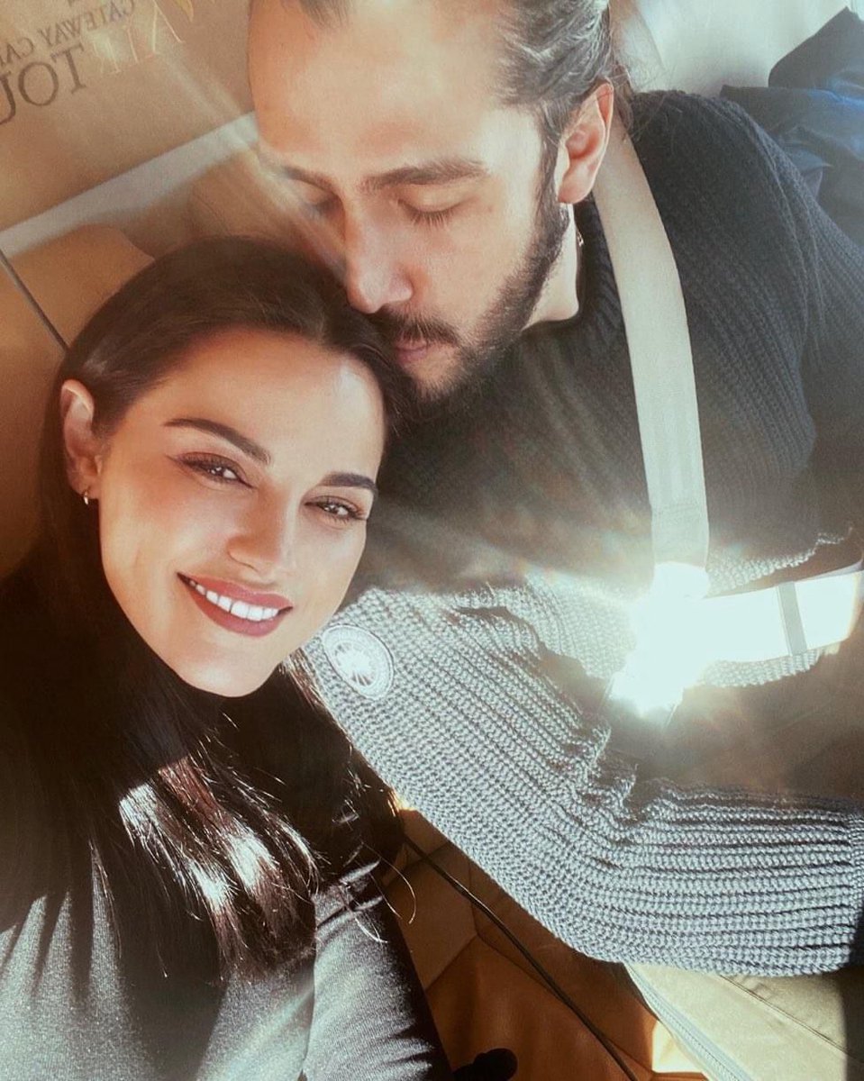 Maite Perroni B. tweet media