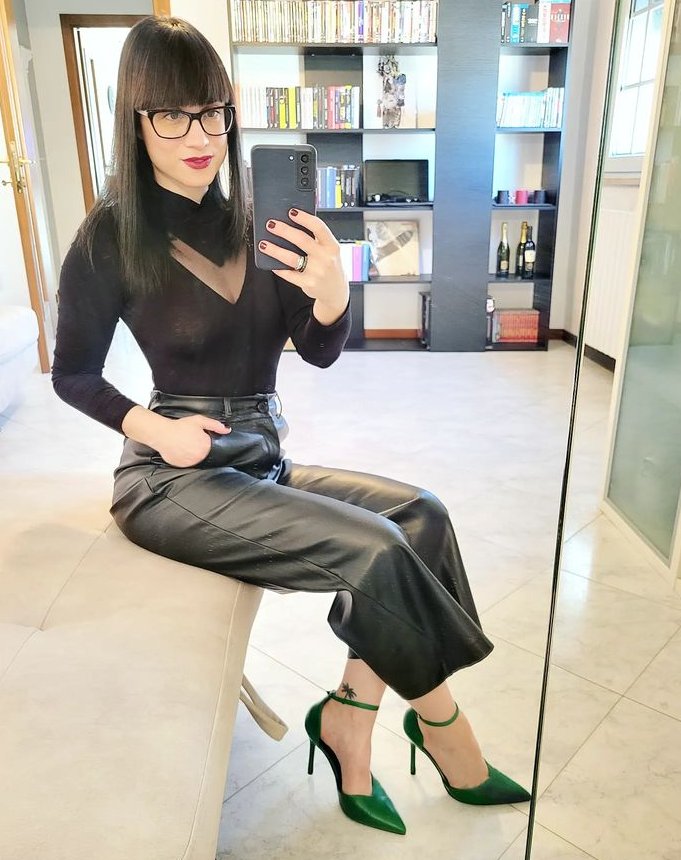 Klara_parson's tweet image. I&apos;m 🔙