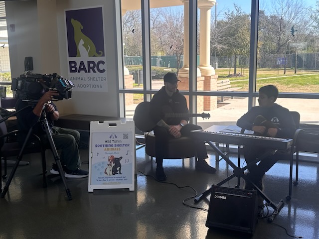 wildtunesmt's tweet photo. We had a great time interviewing for a @KPRC2 story with Drew Harris and Jarrad Mears, Director, @BARC_Houston. Thank you so much to Byron from @KPRC2 for talking to the team about the Wild Tunes program and its benefits for shelter animals. Tune in at 6PM CST to watch us! https://t.co/q2YVIux5fl