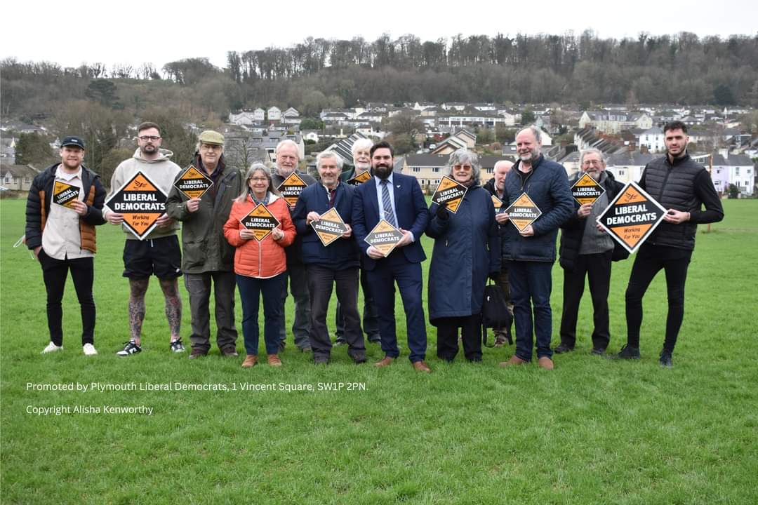 CAMPAIGNING IN PLYMPTON ERLE.🔶 Plymouth Liberal Democrats have been meeting residents in the area discussing issues they consider important. The cost of living, access to NHS services and unreliable local transport are regularly coming out as concerns where the LibDems can help.