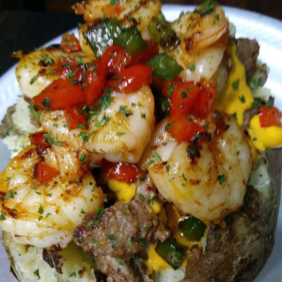 EarleneMs's tweet photo. #cheflife #wifechef I love what I do so I just keep pushing to get to where I wanna be #mamainthekitchen https://t.co/DhbDNb1h8L