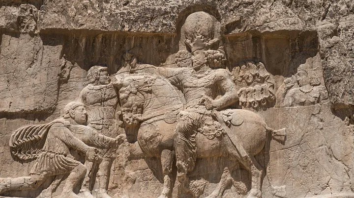 Duossoles's tweet photo. After the death of Alexander Severus, a new paradigm for a ruler became standard – of emperors relying on the goodwill of the military in general and their own commands specifically – and this would characterize the 3rd Century CE https://t.co/LlLFDS0Ocl