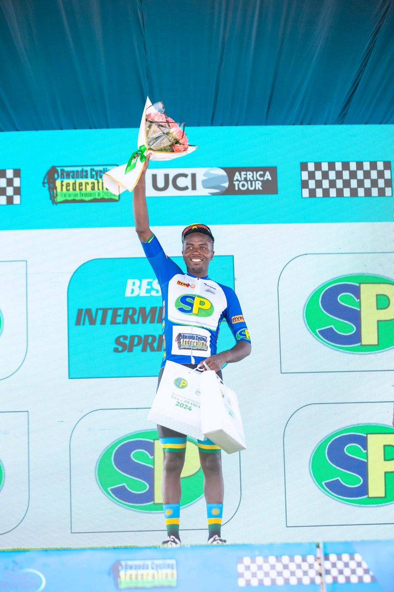 tour_du_Rwanda's tweet photo. #TdRwanda2024 Stage 2
Podium Photos & Results
Intermediate Sprints leader sponsored by @SPRwanda
🥇Didier Munyaneza ( Rwanda) 5pts
🥈Nsengiyumva Shemu ( May Stars) 4pts
🥉Henri Alexandre Mayer ( Mauritius) 3pts
#SPStations #SPRwanda #SprintKing https://t.co/Y5nZUqwf4C