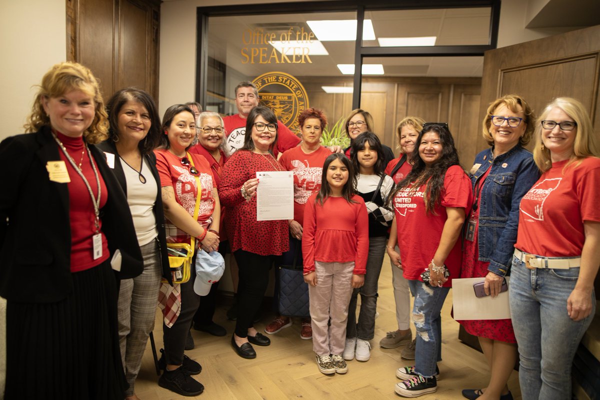 We came to the AZ Capitol today with a simple message for state legislative leaders: sit down with us and let's figure out how to get Arizona educators a raise. For any #Prop123 plan to work, it will need to be bipartisan. It's time to work together and get it done.