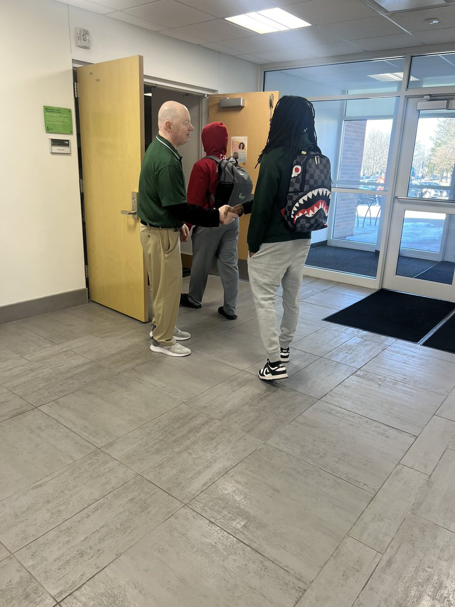 1st Meet &amp; Greet With The Team Was A Success✅

Dream it!
Believe it! 
Work it! 
Achieve it!