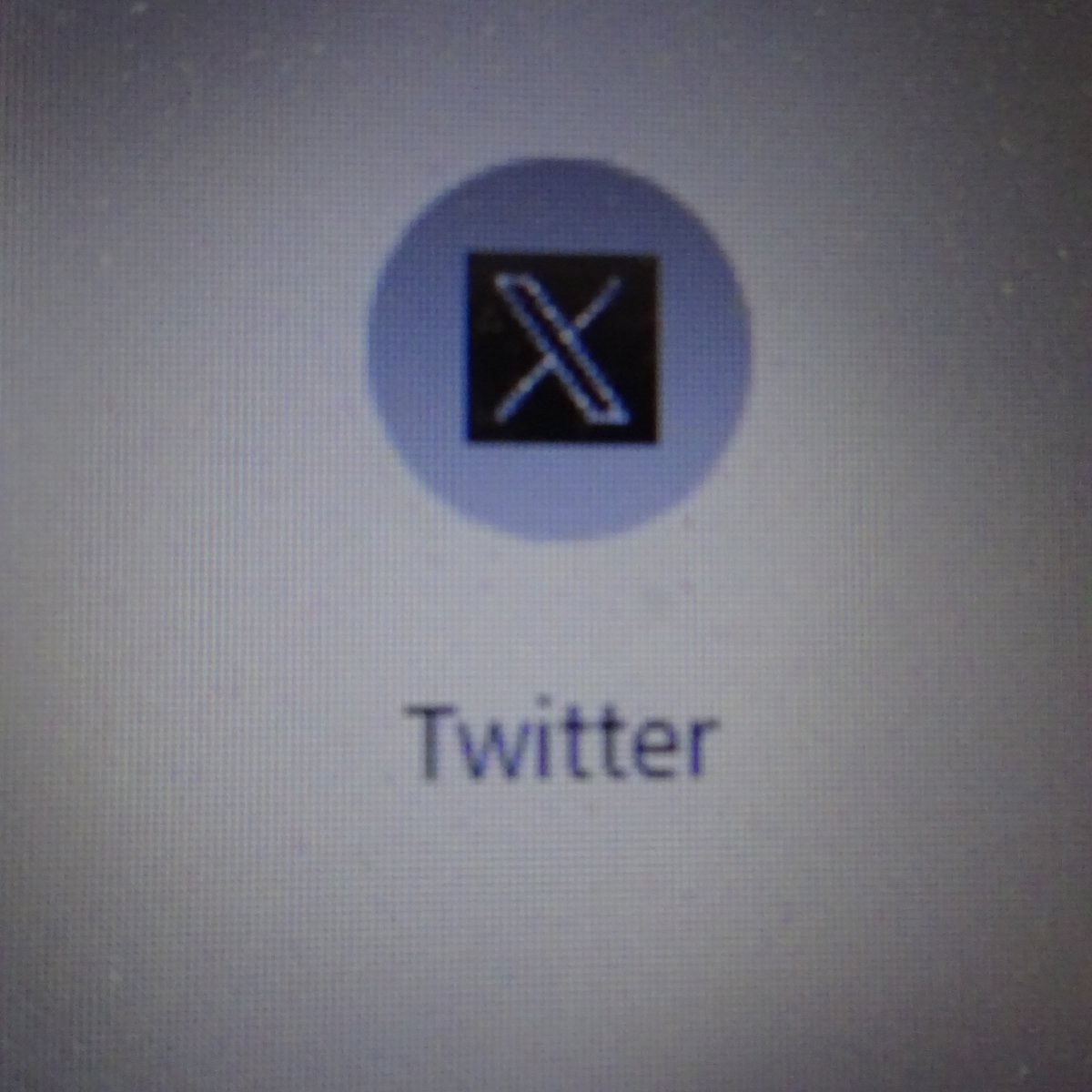 My laptop still has Twitter on it, so...'A Twitter by any other name is still a Twitter!!
#IRestMyCase
