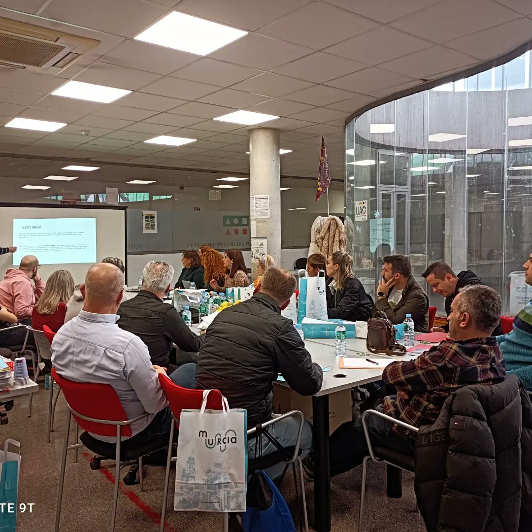 eoepmolina1's tweet photo. EOEP MOLINA ha recibido a nuestros socios del proyecto Erasmus+ CONNECT LIVES WITH SPORT. Profesionales de Turquia, Países Bajos, CEE Las Boqueras (Murcia) y EOEP MOLINA hemos trabajado en la guía sobre los beneficios de la actividad física en el autismo y otras necesidades https://t.co/XPrgSSN6Ms