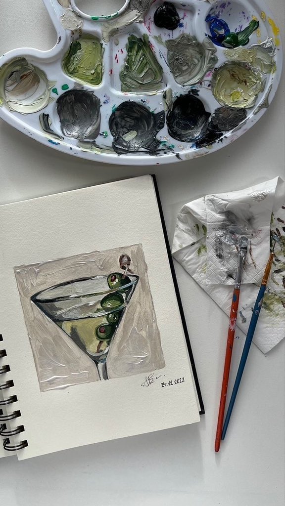 vogueluxury's tweet image. Monday