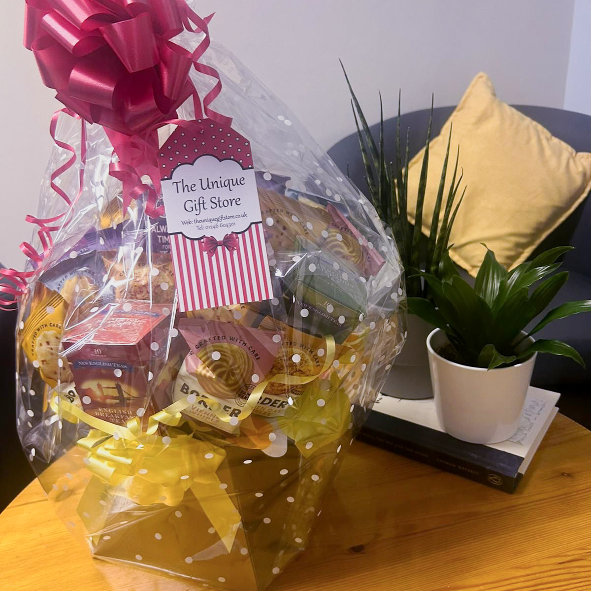 SamaritansTam's tweet photo. Our branch has been selected to receive a tea and biscuit bouquet, thanks to the incredible efforts of our fundraisers during the Longest Night Shift campaign. Your dedication is truly appreciated! We can't wait to enjoy this whilst on shift. #StreamForSamaritans https://t.co/OroB9TSZUY