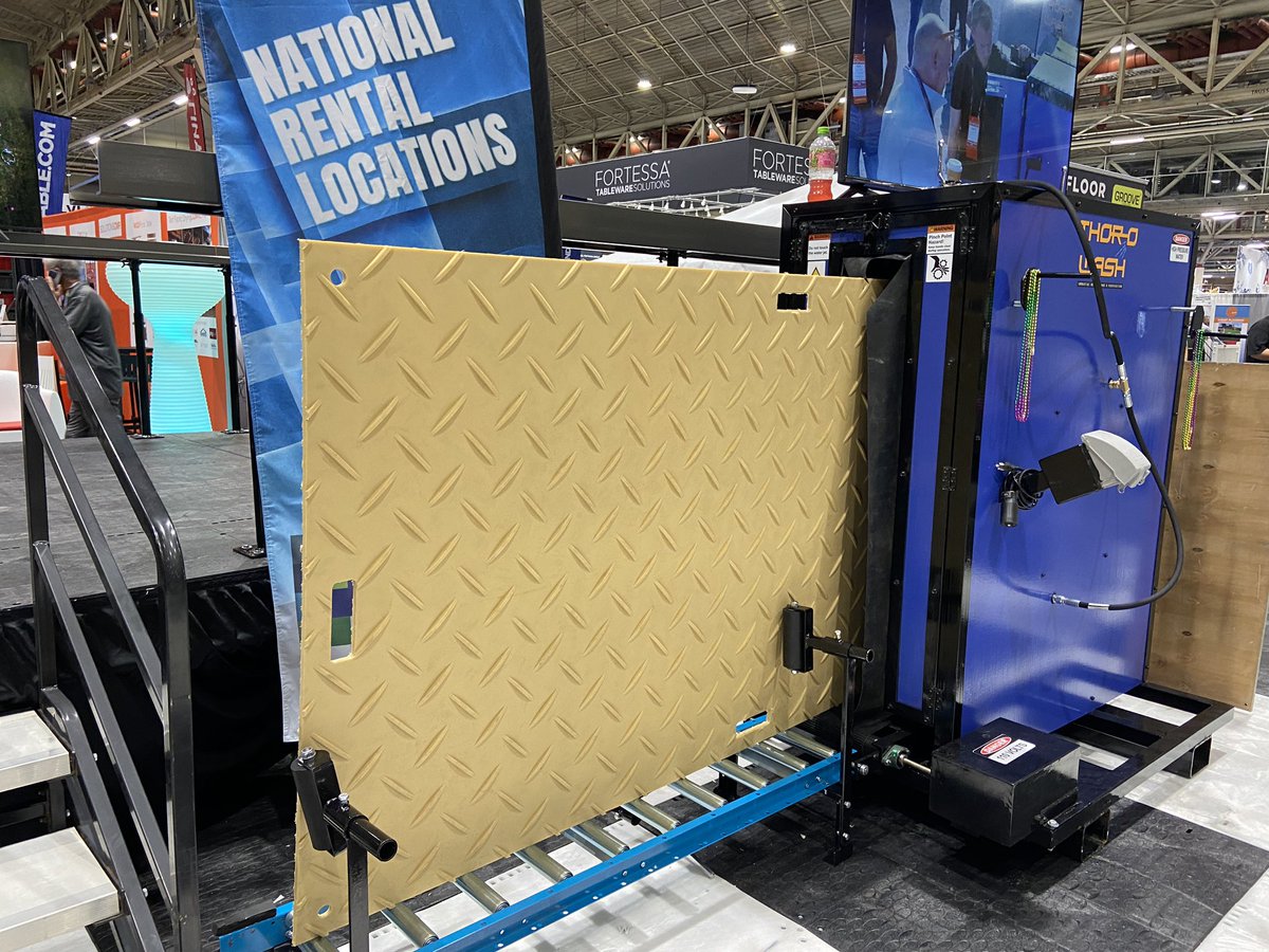 LoriDitoro's tweet image. Great conversation with #DuraTrac at the @ARARentalShow. Hockey ice, pickle ball, and new flooring. #ARA2024 @EquipmentToday @4ConstructnPros
