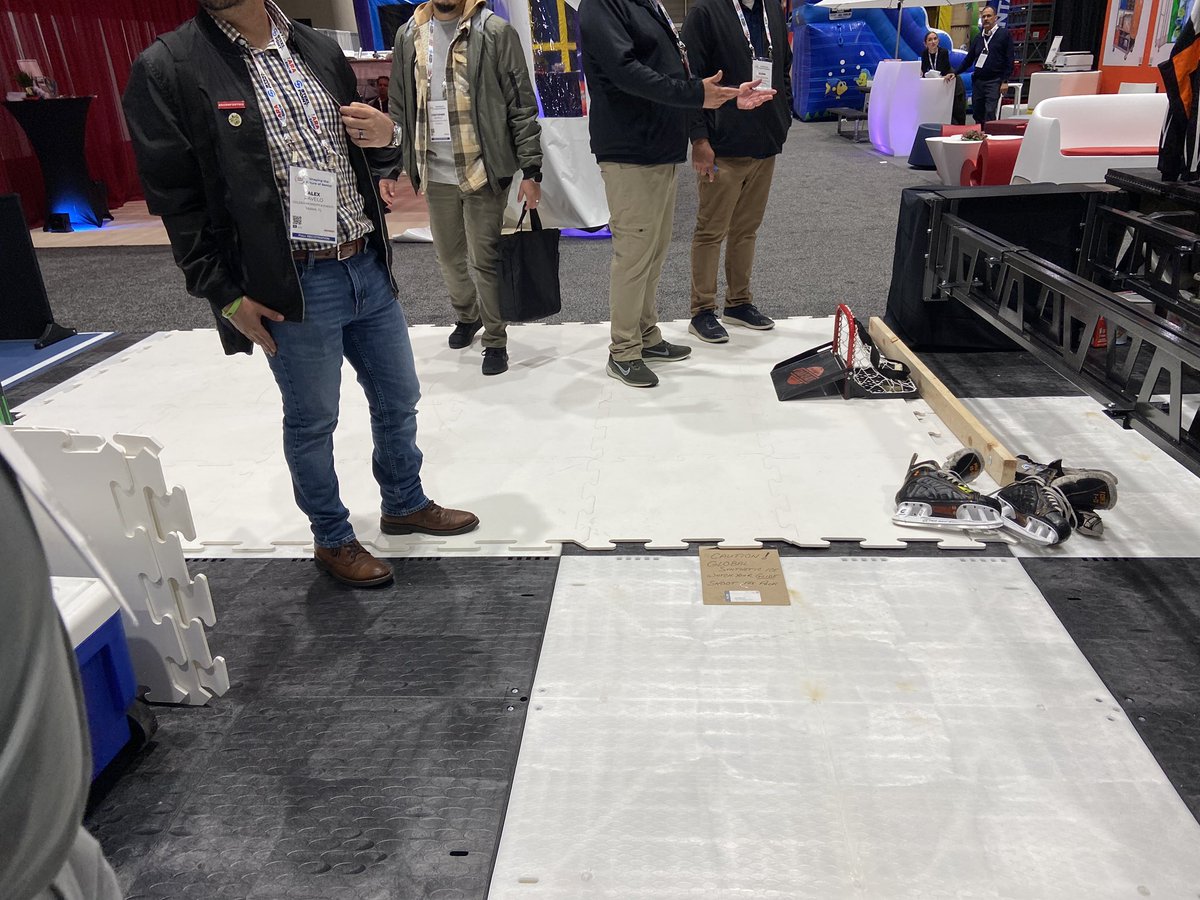 LoriDitoro's tweet image. Great conversation with #DuraTrac at the @ARARentalShow. Hockey ice, pickle ball, and new flooring. #ARA2024 @EquipmentToday @4ConstructnPros