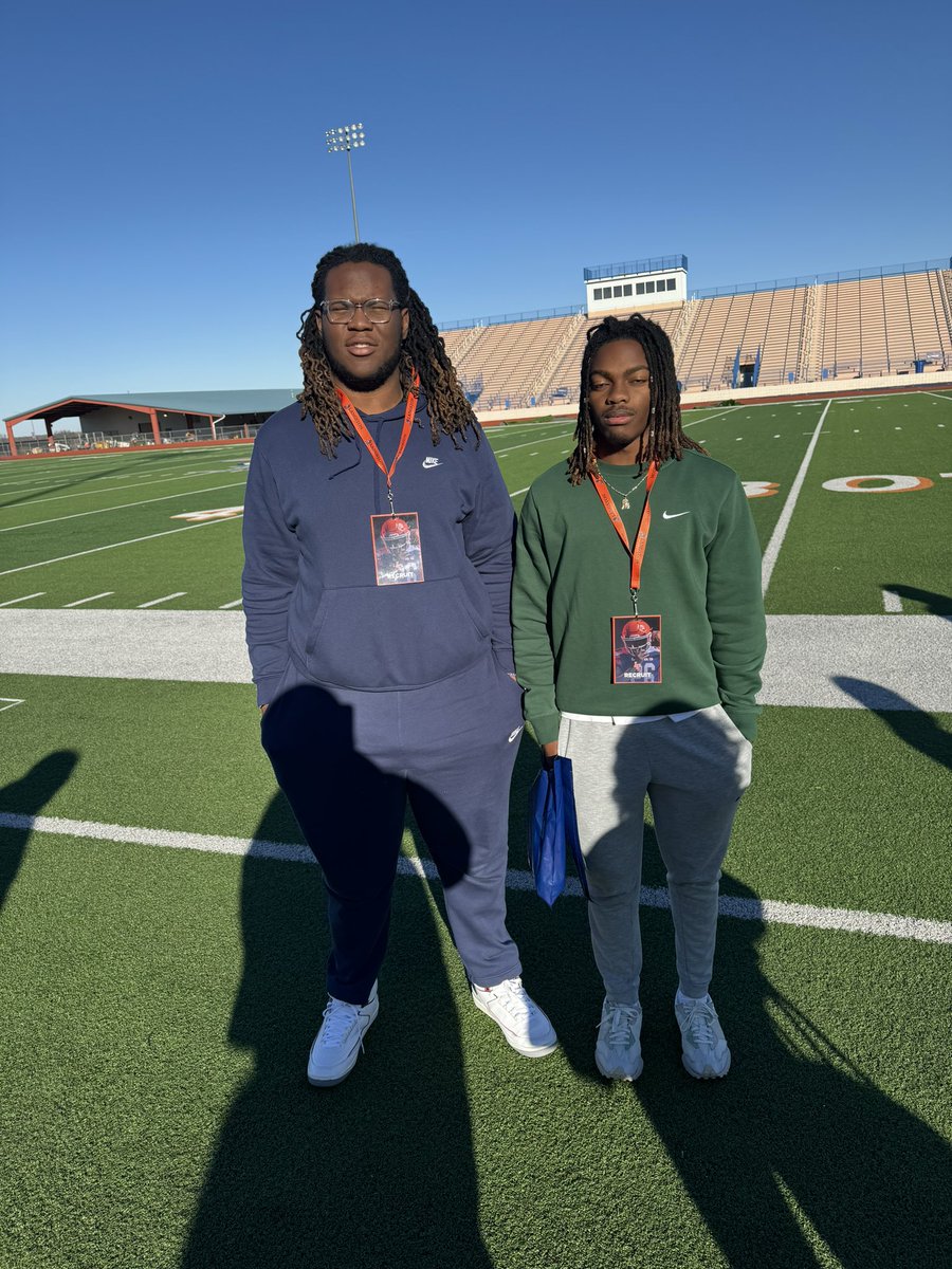 sharene_lynn's tweet photo. Thank you Coach Q for an amazing visit, we are ecstatic about the official offers to be apart of the Lion family! #friendswin ๐๐งก๐ https://t.co/tMx1WI2lP4